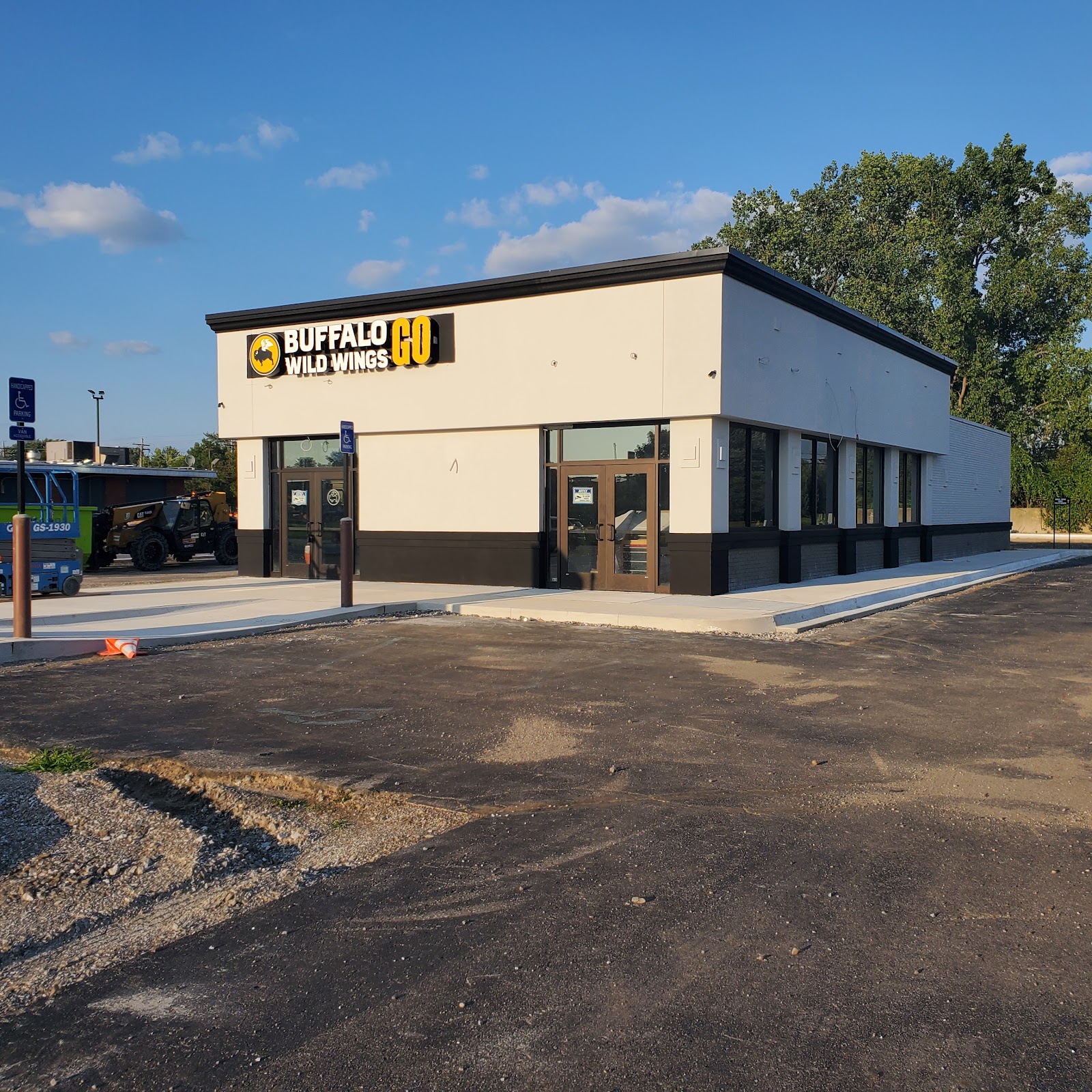 Buffalo Wild Wings GO — photo