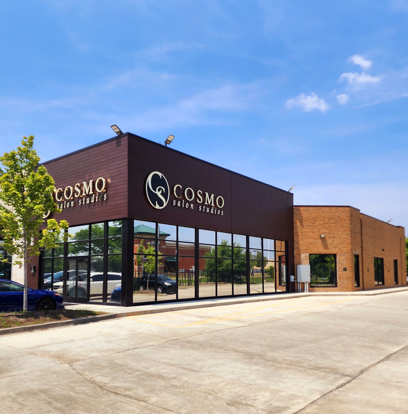 Cosmo Salon Studios — photo