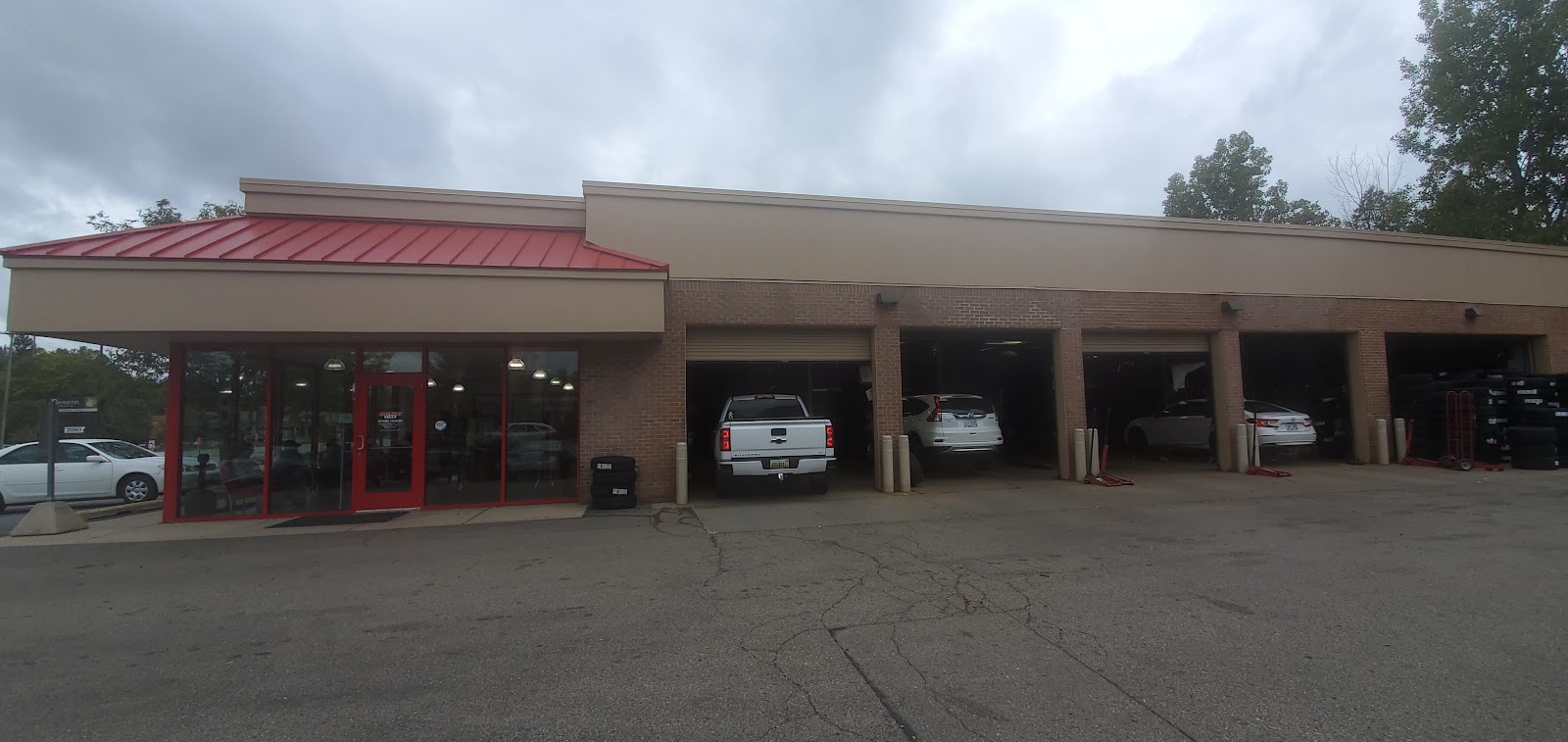 Discount Tire — photo