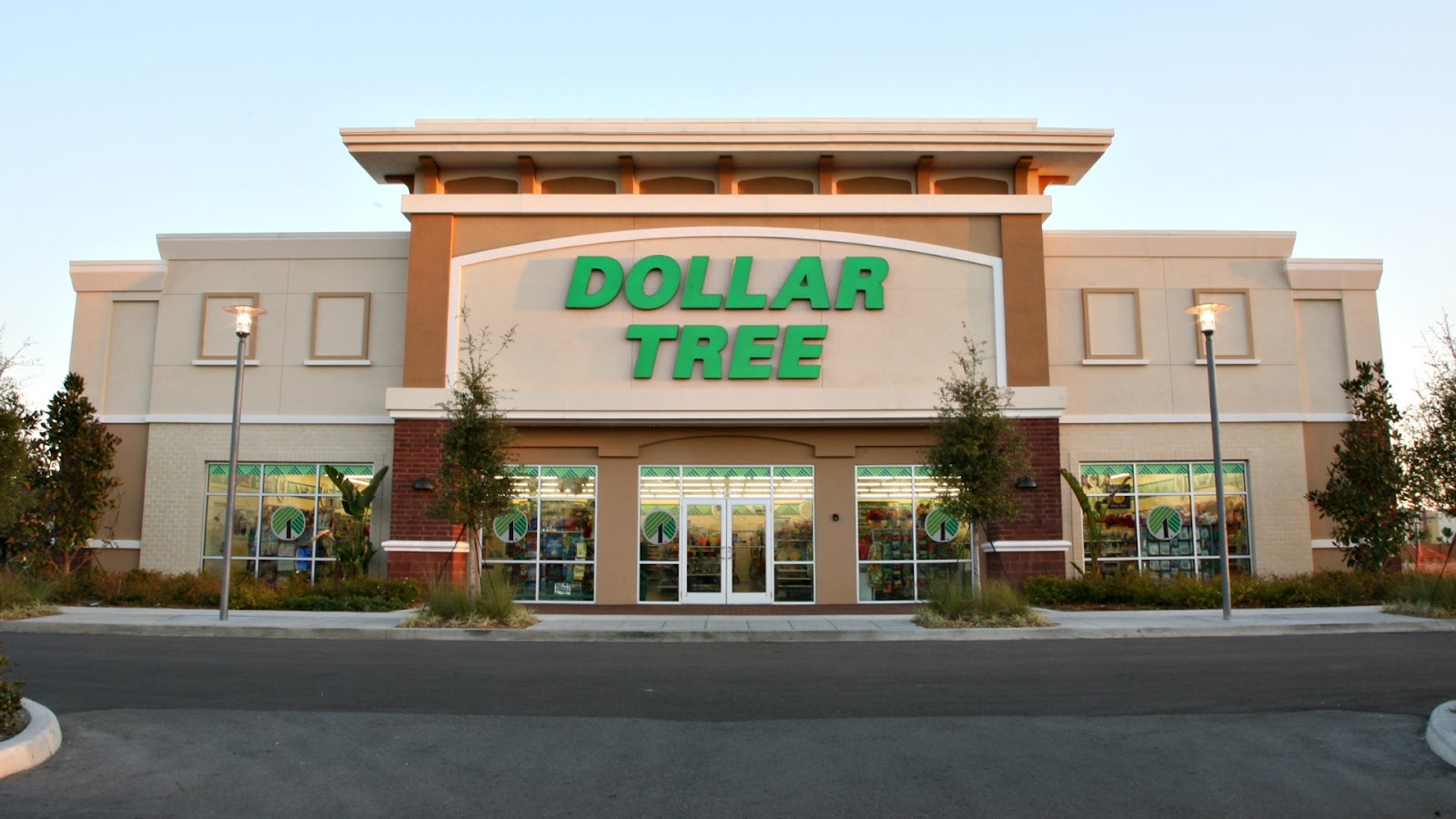 Dollar Tree — photo