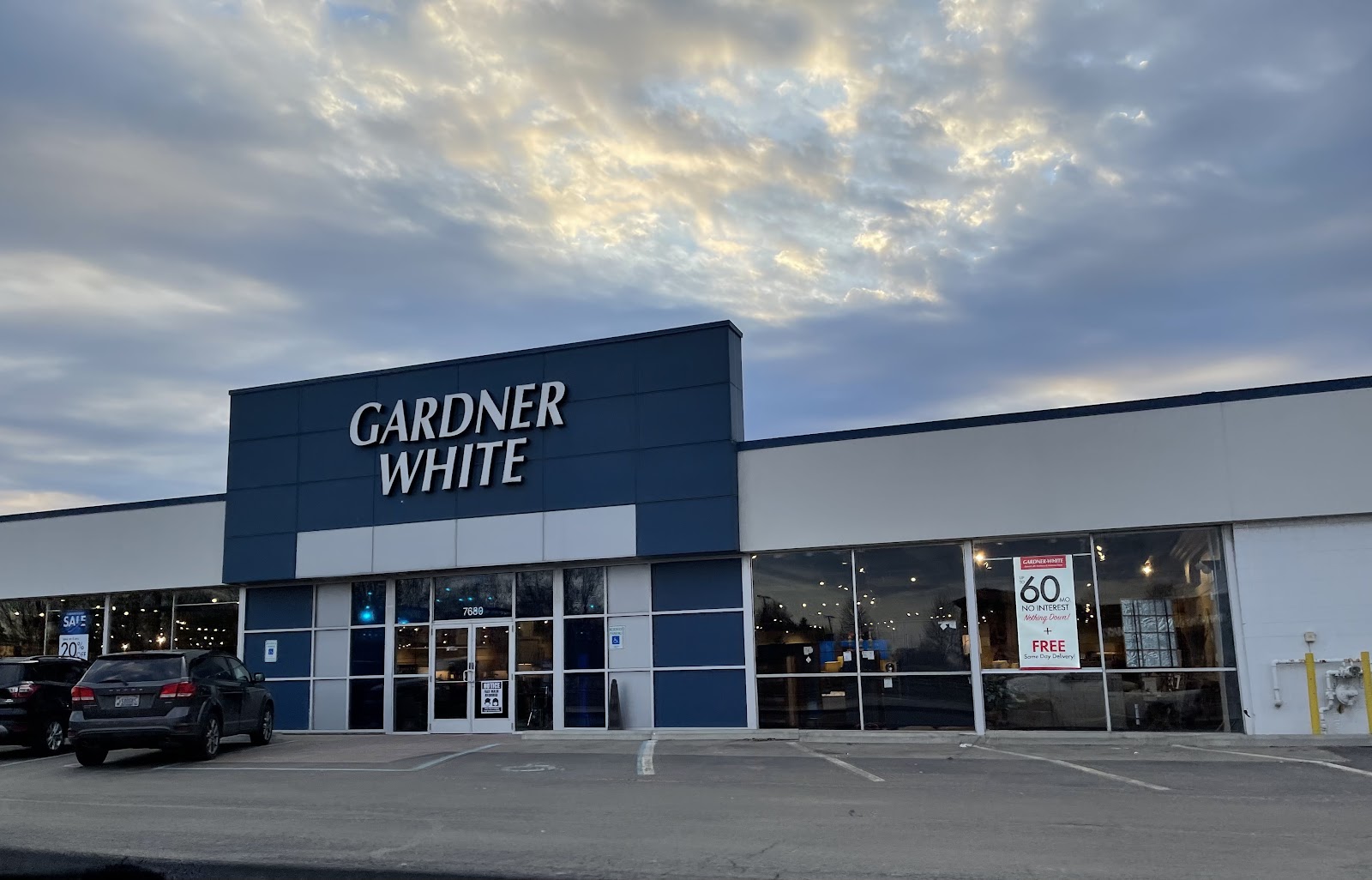 Gardner White Furniture & Mattress Store - Taylor (Eureka) — photo