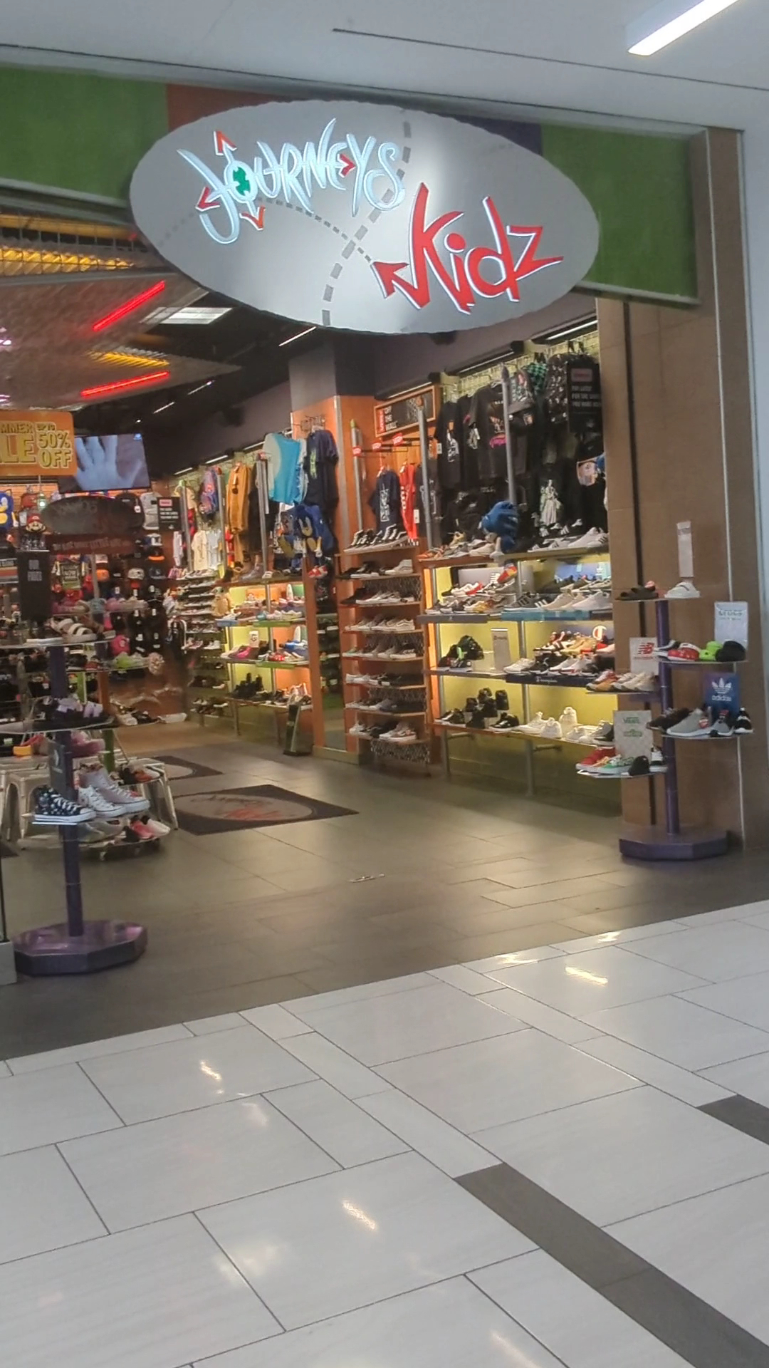 Journeys Kidz in Taylor