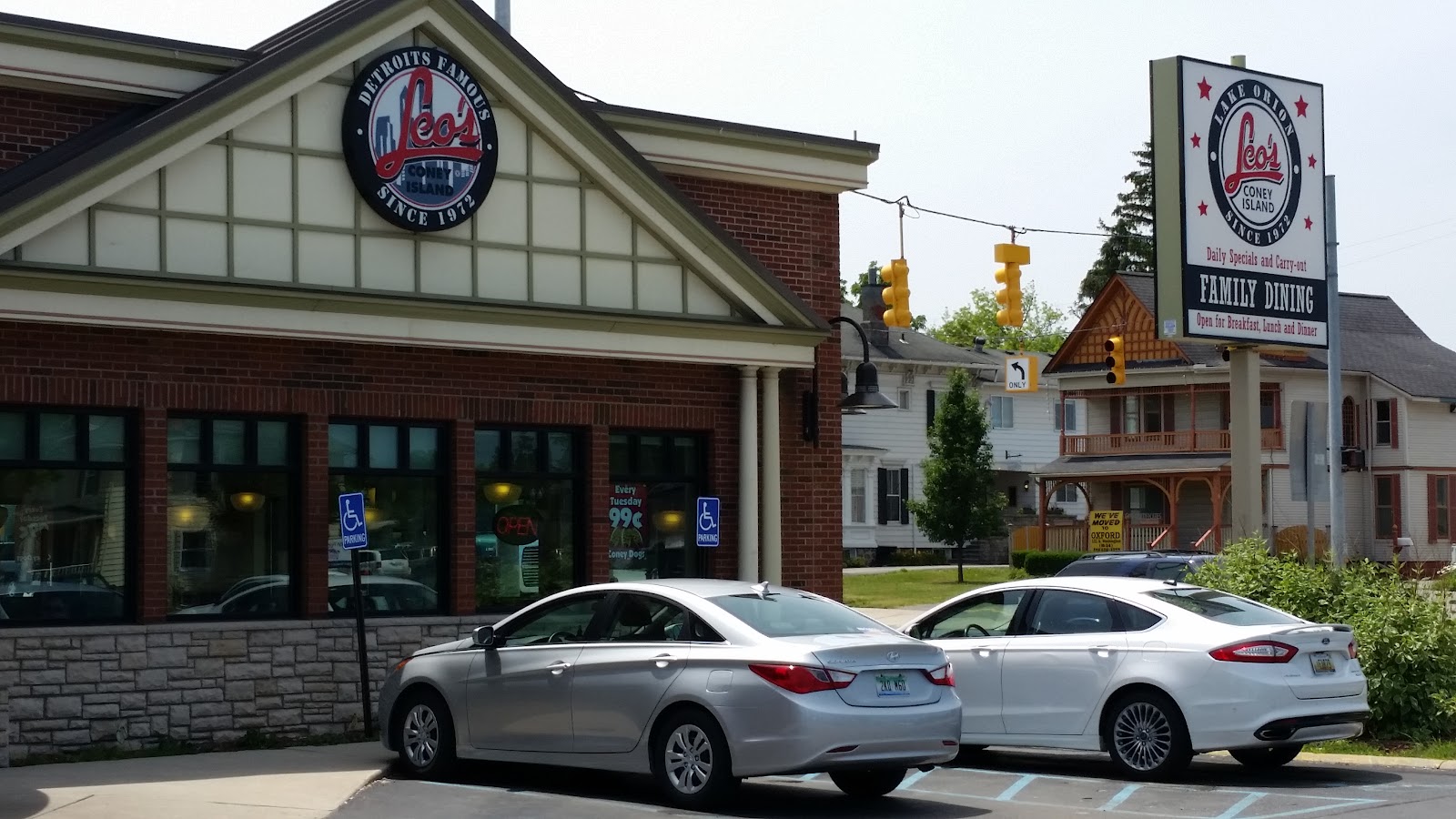 Leo's Coney Island in Taylor