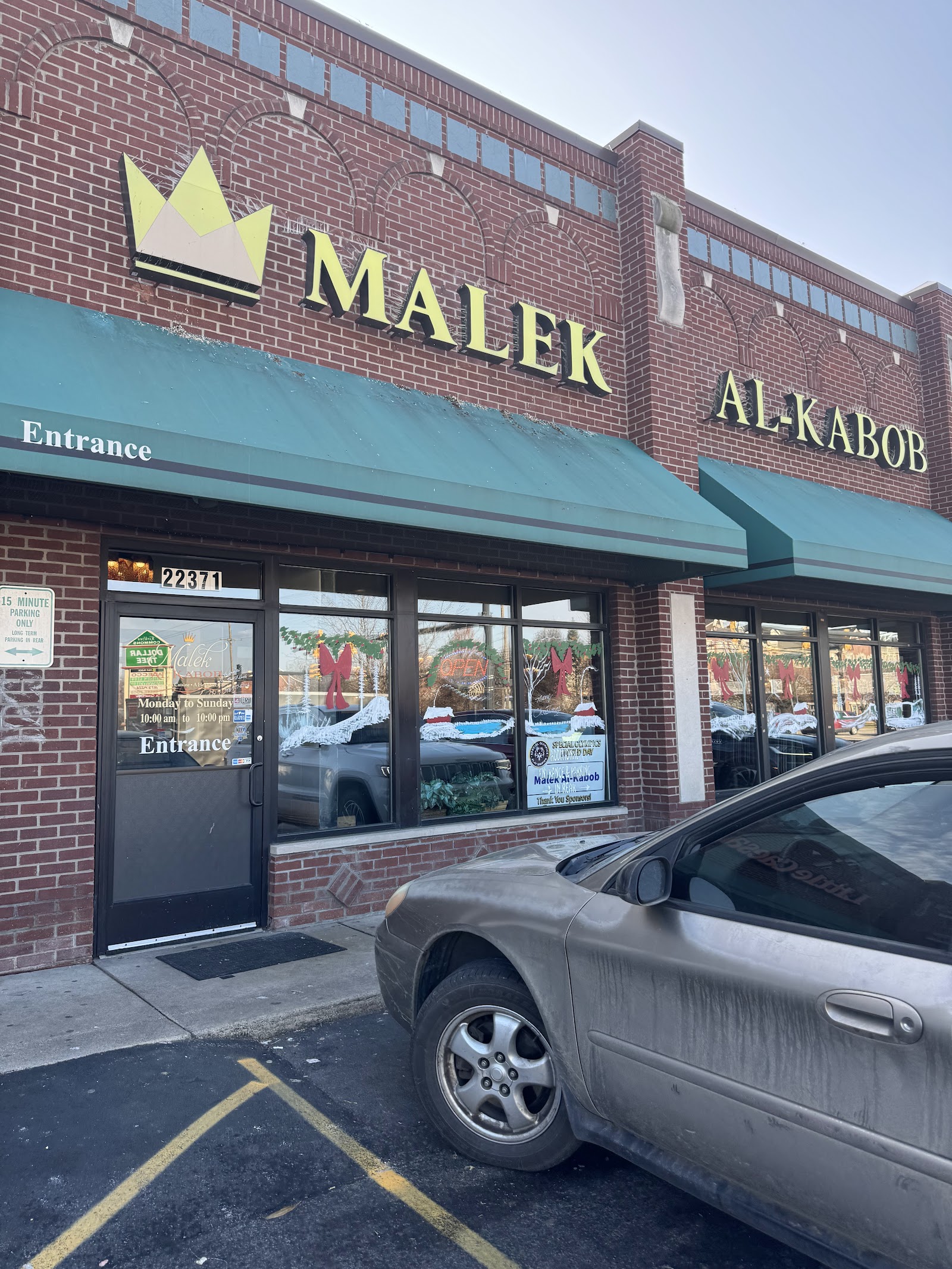 Malek Al-Kabob Taylor in Taylor