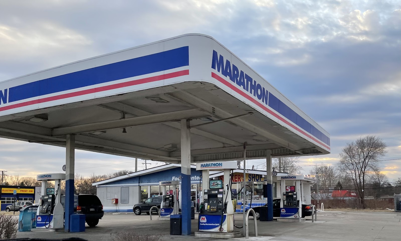 Marathon Gas — photo