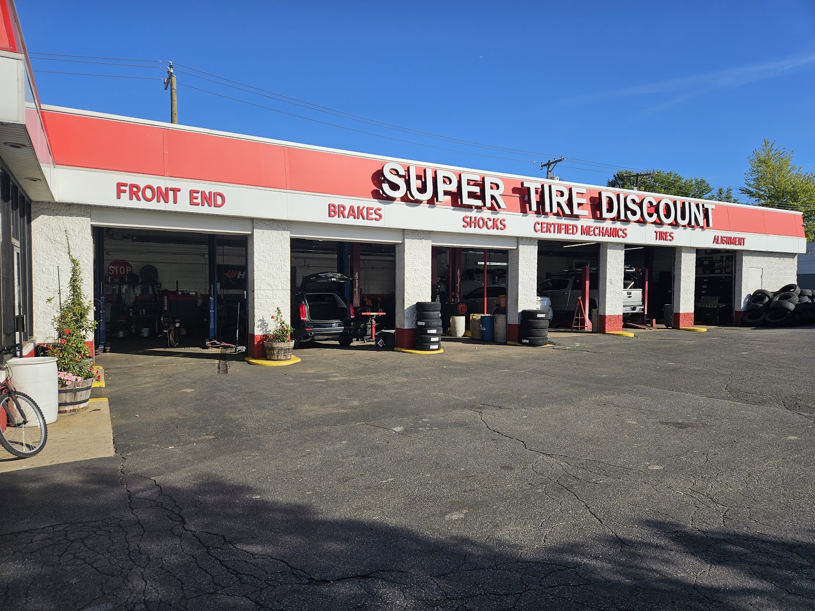 Metro 25 Tire-Firestone in Taylor