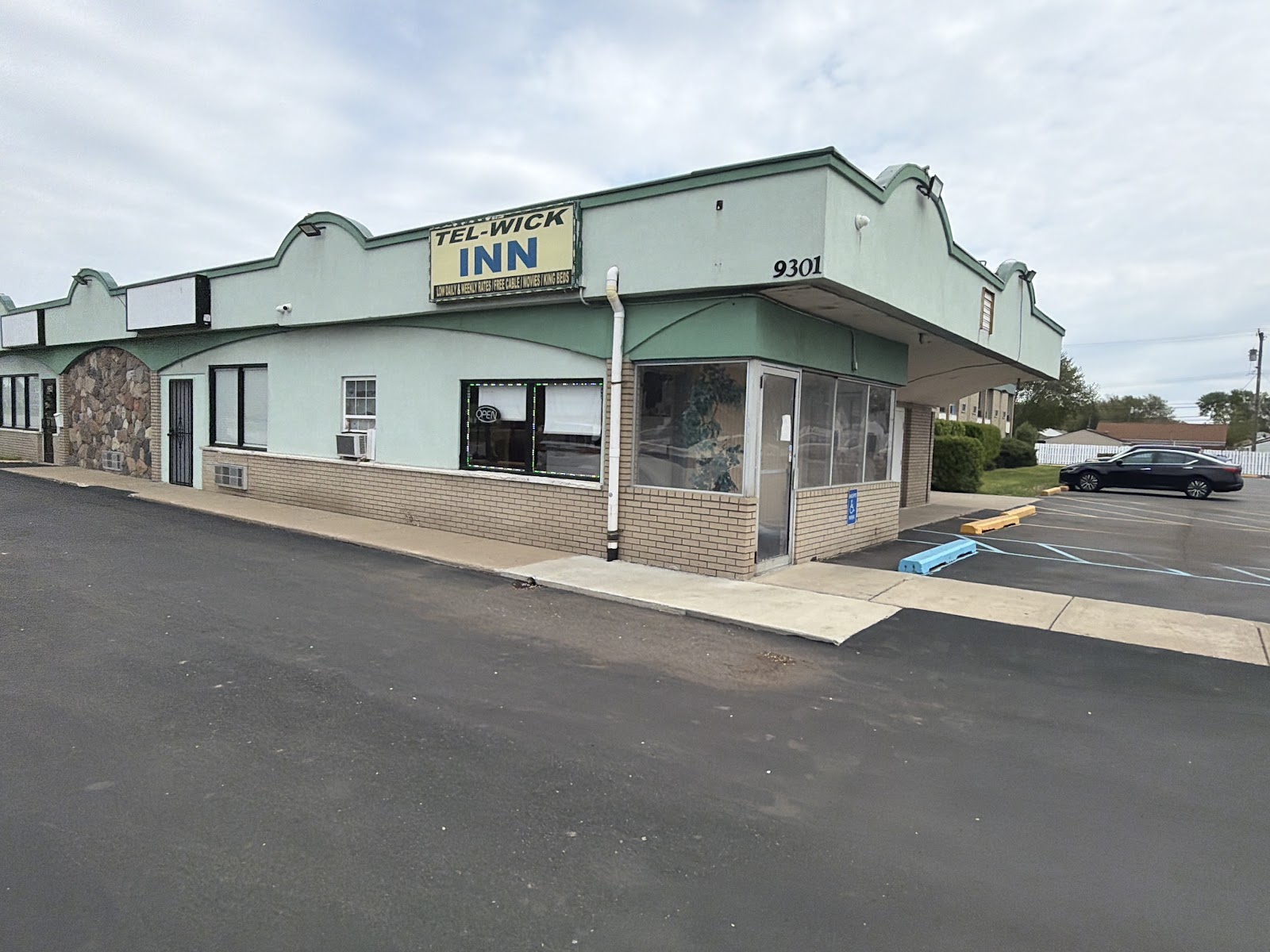 Tel Wick Inn DTW Taylor - Detroit — photo