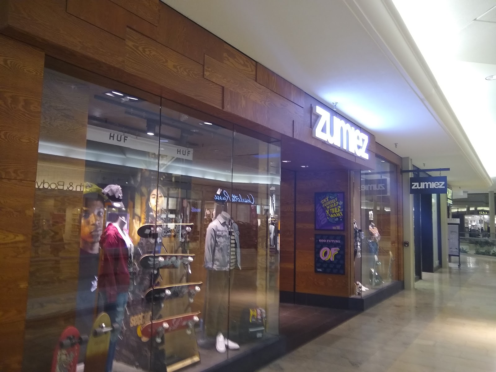 Zumiez in Taylor